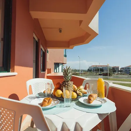 18 - Typical Portuguese Apartamento Peniche