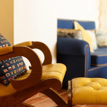 18 - Typical Portuguese Apartamento *